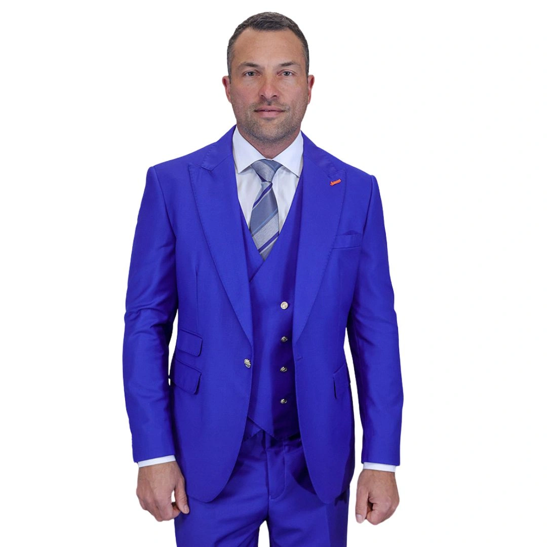 Aether Crest: L'élégance royale, costume trois pièces, coupe moderne parfaite pour l'homme audacieux.